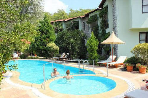 Olive Garden Apart Hotel ギョジェク エクステリア 写真